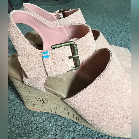 TOMS Tropez Cork Wedge Suede Sandal - Picture 7 of 8